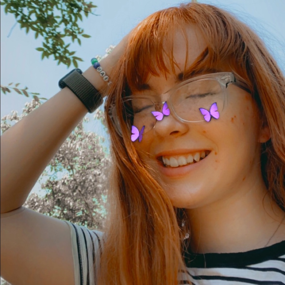 Meet your Posher, Abi